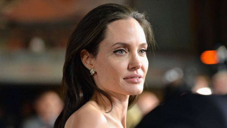 Gana colombiano diseño de la imagen promocional de la nueva película de Angelina Jolie