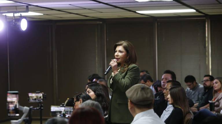 Gloria Himelda Félix Niebla, Secretaria de Educación en Sinaloa.