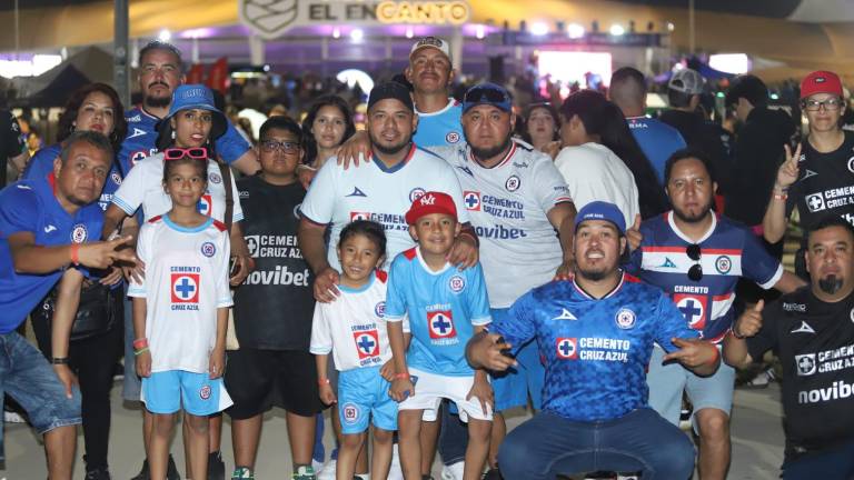 La afición celeste se dejó ver en buen número en el estadio.