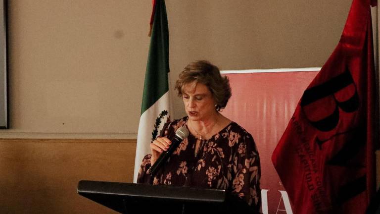 La ceremonia fue encabezada por la presidenta del Consejo Directivo Nacional, Ana María Kudisch Castelló.