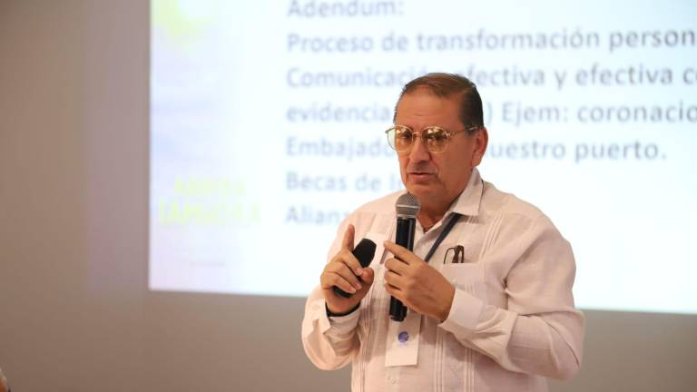 El director del Instituto de Cultura, Óscar García Osuna, aseguró que para el 1 de diciembre definirán al elenco artístico que participará en las coronaciones del Carnaval 2026 “Arriba la Tambora”.