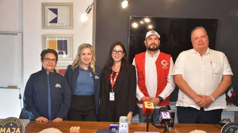 Patricia Trejo, Asminda Zazueta, Griselda Rodríguez, Jonathan Reyes y Jorge Julián Chávez.