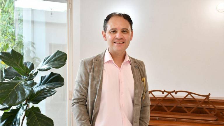 Miguel Salmón del Real comparte la charla Julián Carrillo: 13 ideas desconocidas del creador del Sonido 13.