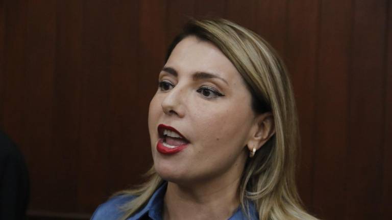 Roxana Rubio Valdez refutó las acusaciones de Bernardino Antelo Esper, del PRI, sobre que esté al servicio de Morena en Sinaloa.