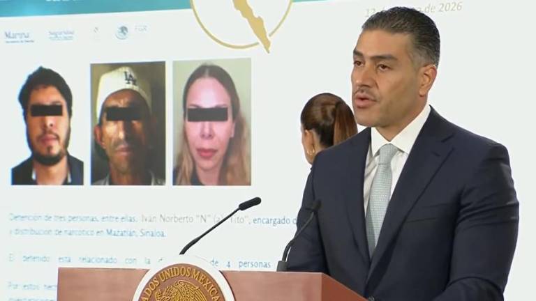 Omar García Harfuch informó la detención de tres personas en operativos federales en Culiacán.