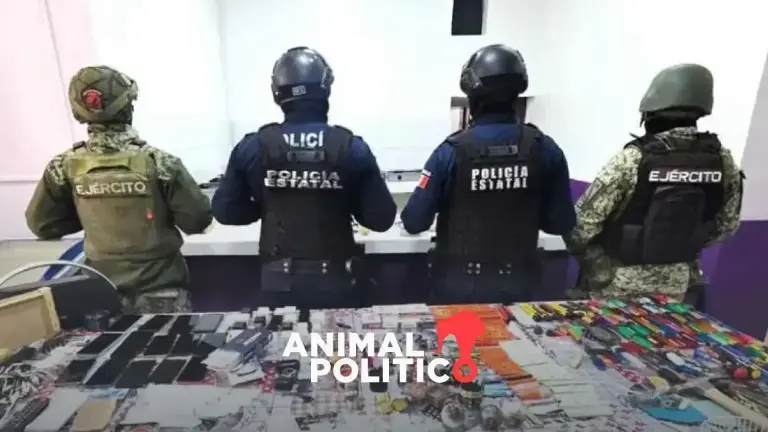 Fueron asegurados 54 equipos telefónicos y 89 tarjetas SIM, además de 63 dispositivos de almacenamiento USB, 20 adaptadores micro USB y 13 adaptadores micro SD.