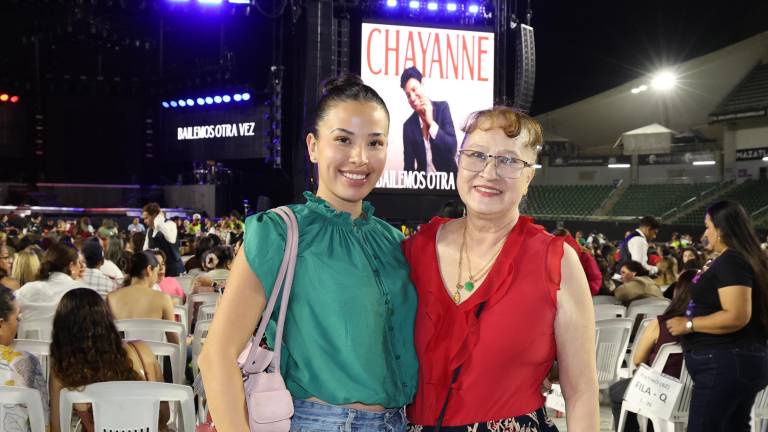 Siu Ling Cotero Chío y su mamá Irasema Chío.
