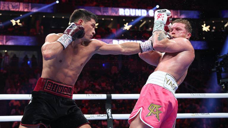 Canelo no pudo ante Bivol, quien demostró por qué es el mejor de las 175 libras.