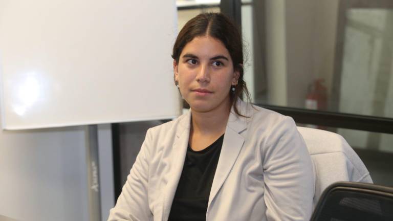 Mariana de Aziz es directora de Transparencia de Oceana.