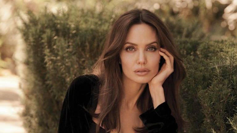 Anuncia Angelina Jolie su retiro de la industria del entretenimiento