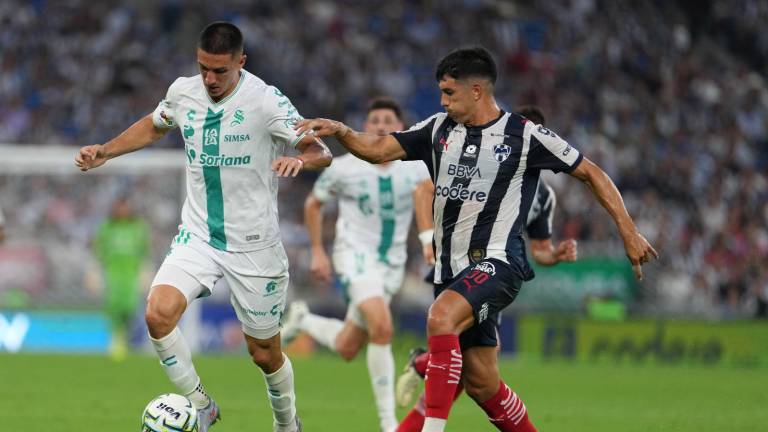 Rayados pasó algunos apuros, pero salió con los tres puntos ante Santos Laguna.
