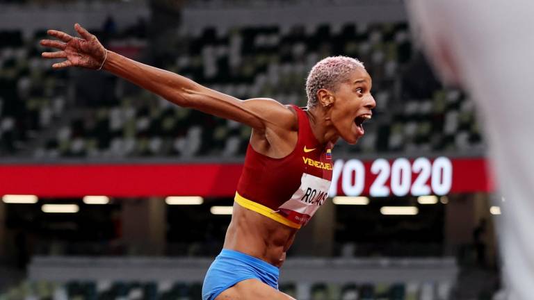Venezolana Yulimar Rojas bate el récord del mundo y es la reina del salto triple en Tokio 2020