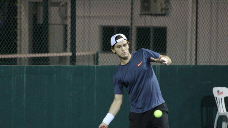 Luis Patiño inicia con pie derecho el torneo.
