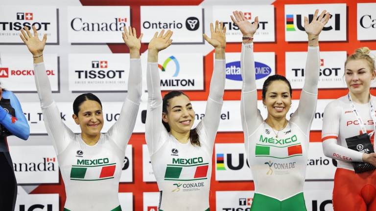 Jessica Salazar, Luz Daniela Gaxiola y Yuli Verdugo suben a lo más alto del podio.