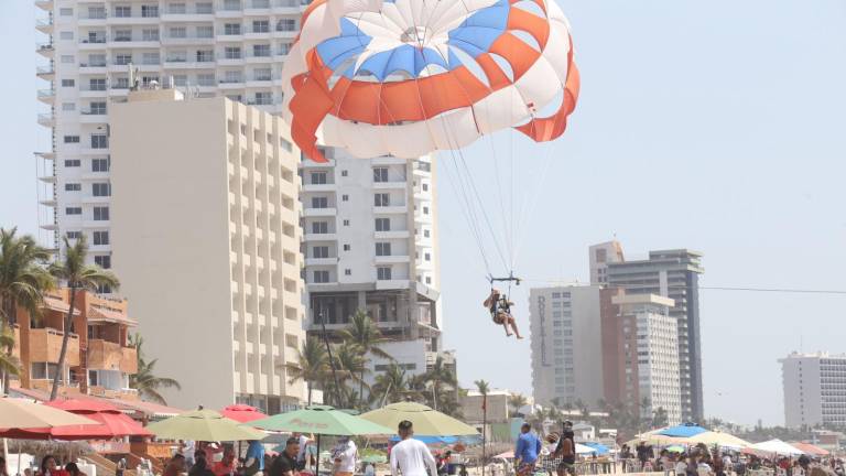 Con la llegada de turistas en Semana Santa, el Obispo de Mazatlán resaltó la importancia de la hospitalidad y la protección de los visitantes.