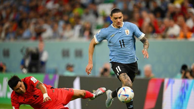 Uruguay decepciona y empata sin goles ante Corea