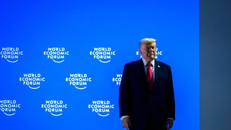 Trump anunció que no impondrá los aranceles contra ocho países europeos que habían desplegado fuerzas militares en Groenlandia para demostrar apoyo a la soberanía danesa.