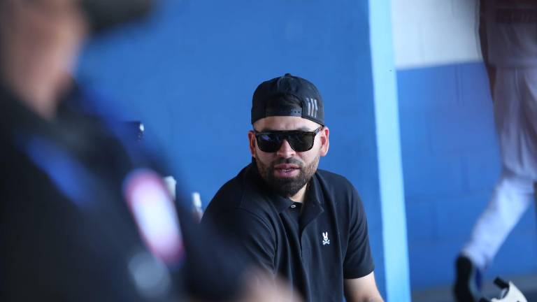 José Luis Urquidy espera estar en la rotación de Astros de Houston en 2022.