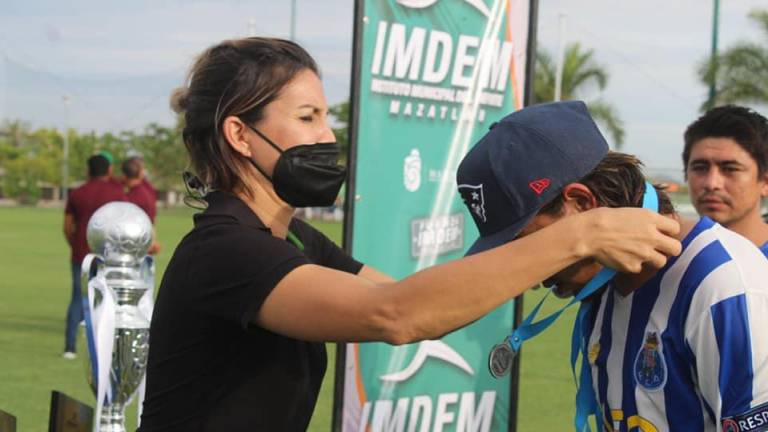 Fabiola Verde, subdirectora del Imdem, manifestó estar en constante comunicación con todos los promotores deportivos del puerto para atender el tema del Covid-19.