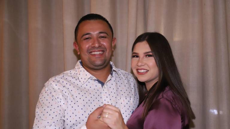 Sergio Hernández y Carolina Moreno anunciaron que su matrimonio será en noviembre.