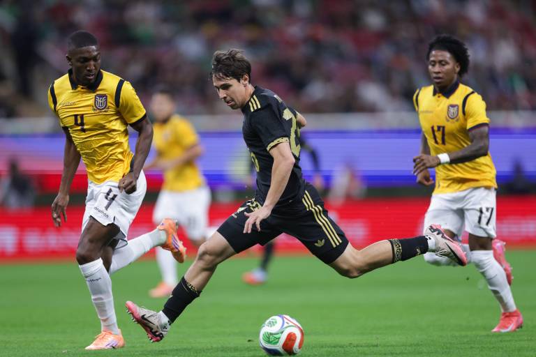 México mejoró ante Ecuador, pero no le alcanzó para ganar