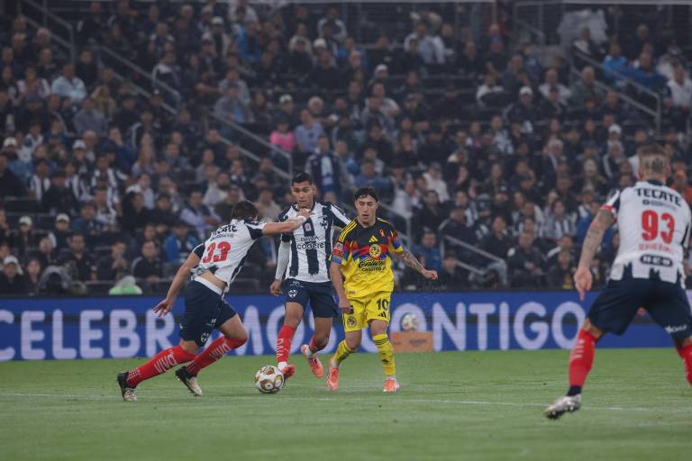 Comisión de Árbitros sancionará a silbantes del América vs Rayados tras queja azulcrema