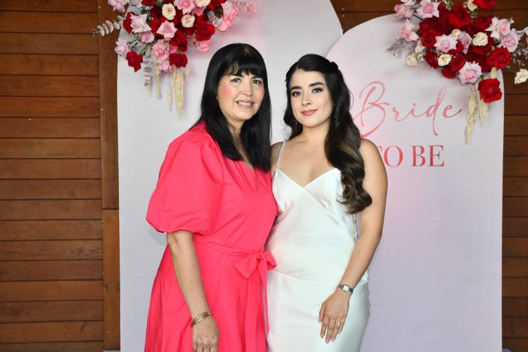 Organizan shower en honor a Jessica Hernández