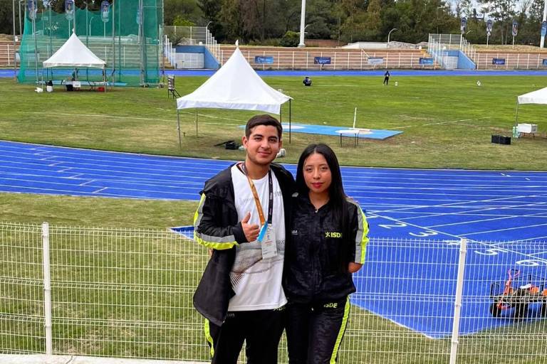 Dos oros y una plata, las medallas que ganó Jennifer Rosas, escuinapense estudiante de UTEsc