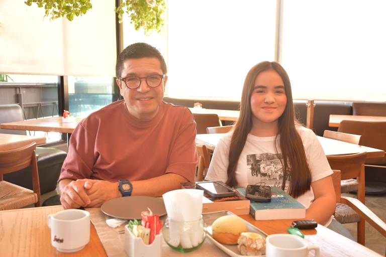 Disfrutan de un perfecto Matcha con el Chef Ignacio Osuna y Fernanda Peña