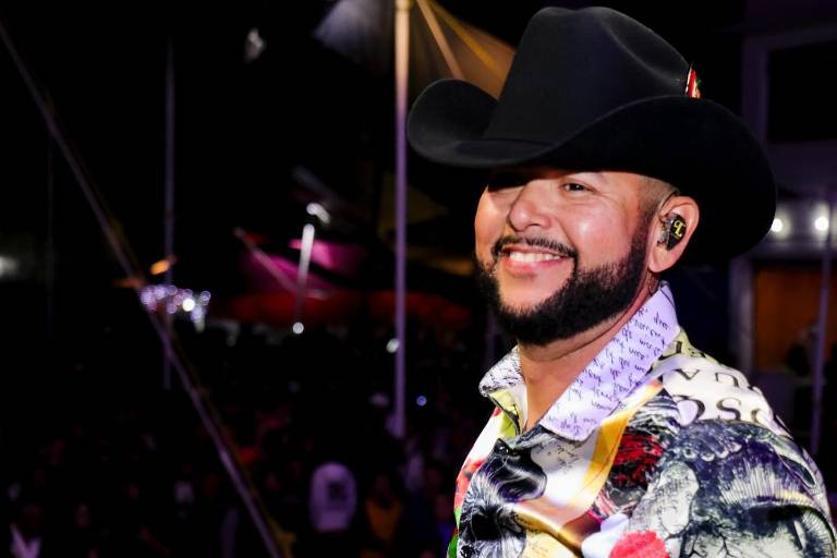 Toño Lizárraga lanza ‘500 Veces’, un nuevo himno al amor que nunca se rinde