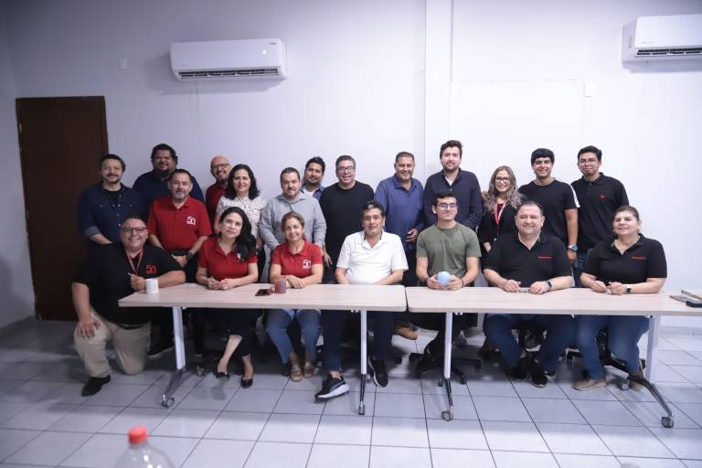 Celebra Noroeste a los cumpleañeros del mes