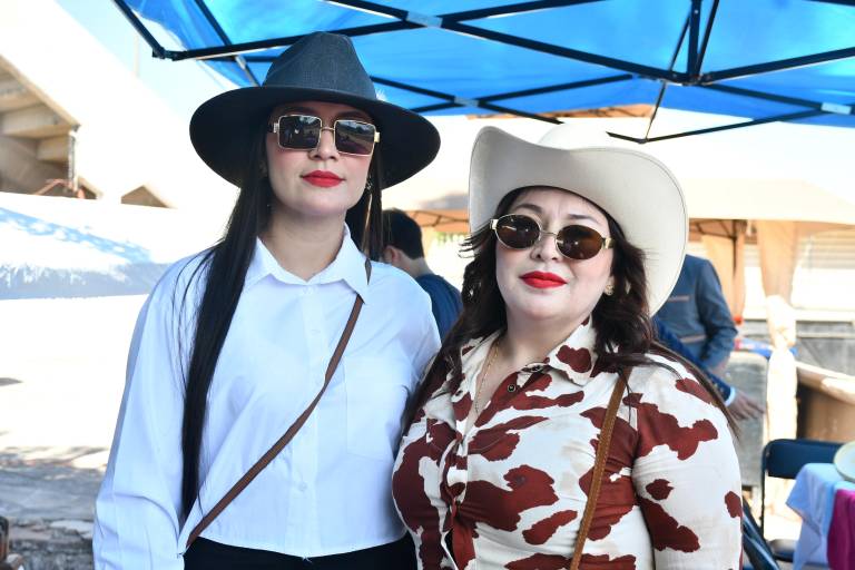 Disfrutan Charreada con causa en apoyo a mujeres con Cáncer de mama