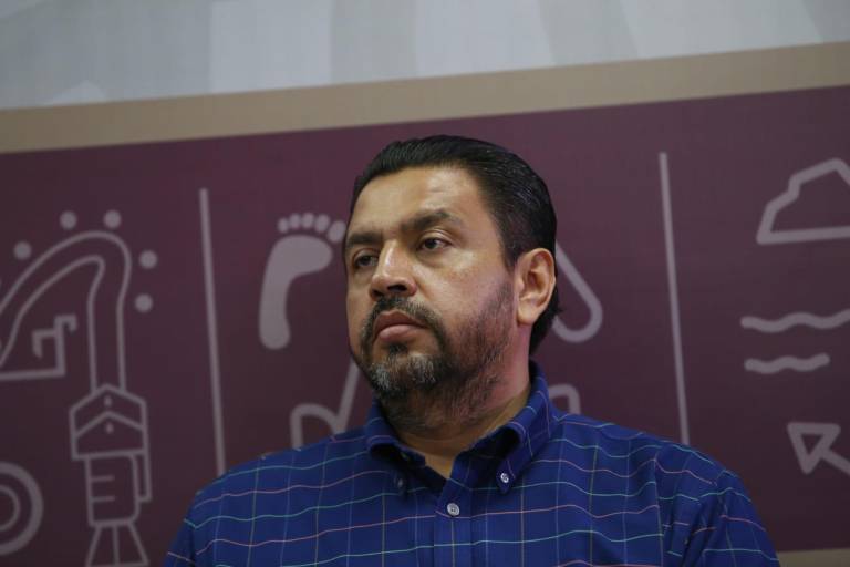 Gobierno de Sinaloa reparte alimento para ganado ante la sequía que azota al estado