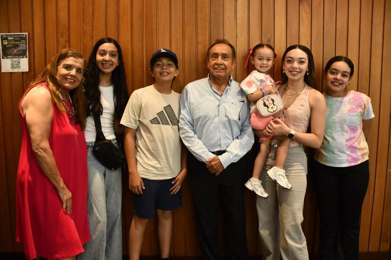 Celebran en concierto el 50 aniversario del Isic