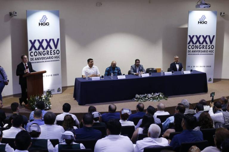 Celebran aniversario 35 del Hospital General de Culiacán