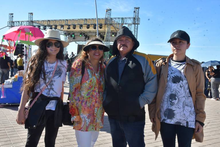 Impone Altata récord, en la segunda edición del megaceviche