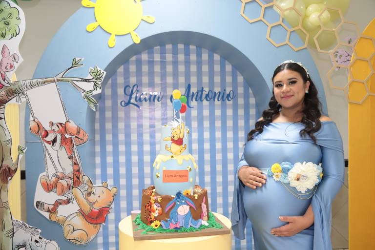 Ciboney Calderón disfruta de su última fiesta de canastilla