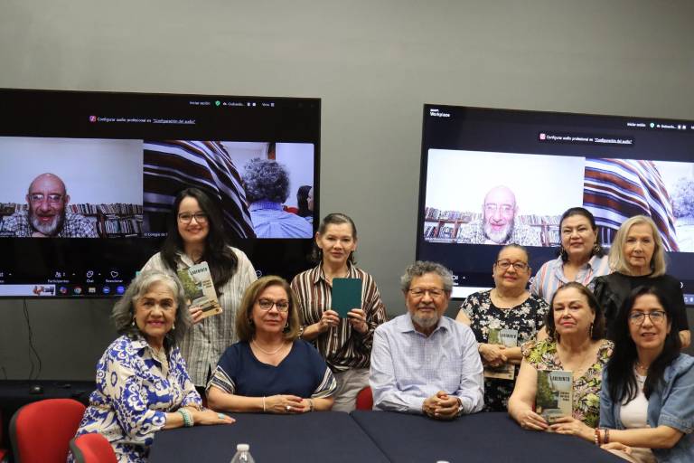 Dialoga Eduardo Antonio Parra con el Club de Lectura Efecto Tequila