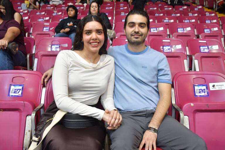 Disfrutan sinaloenses el inicio de la Cibacopa 2026