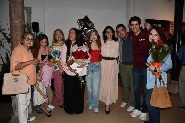 Brindan homenaje a los fieles difuntos en la exposición ‘Una Fiesta Viva de México’