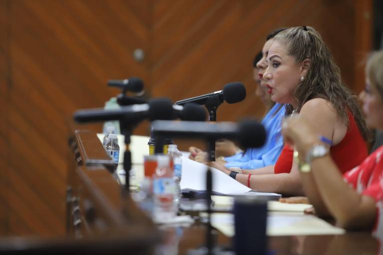 Denuncia Regidora inasistencia de integrantes a sesiones del Comité de Adquisiciones del Gobierno de Mazatlán