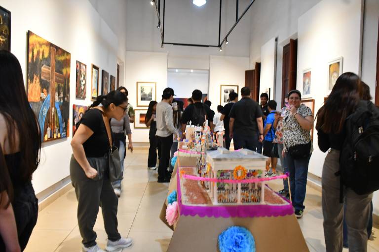 Brindan homenaje a los fieles difuntos en la exposición ‘Una Fiesta Viva de México’