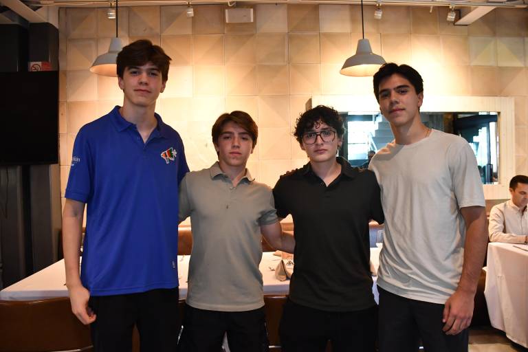 Disfrutan del segundo parrilladón con causa en el Villa Unión Brasa y Masa