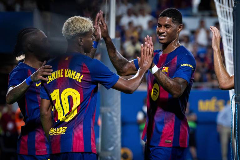 Real Madrid y Atlético, renovados, desafían el poderío del Barcelona de Flick