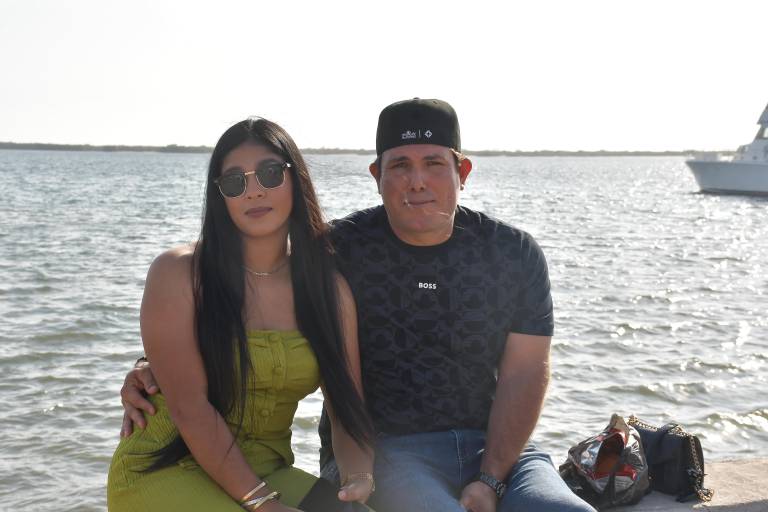 Disfrutan del Carnaval de Altata 2026 ‘Oleajes de Alegría’