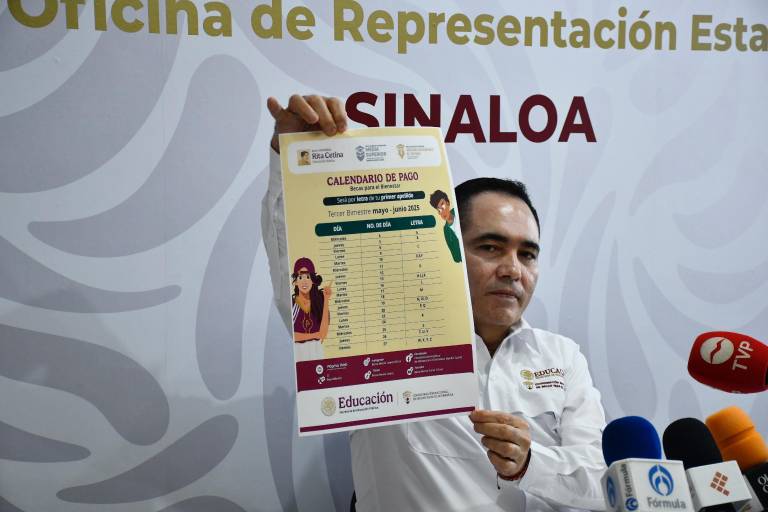 Presentan calendario de pago y avances en entrega de tarjetas de becas para estudiantes en Sinaloa