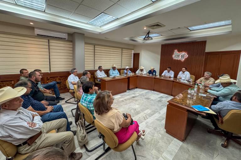 Analizan líderes agrícolas y Gobierno de Sinaloa nueva Ley para regular costos de producción