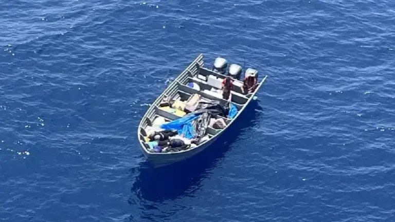 Casi tres toneladas de cocaína fueron aseguradas frente a las costas de Oaxaca.