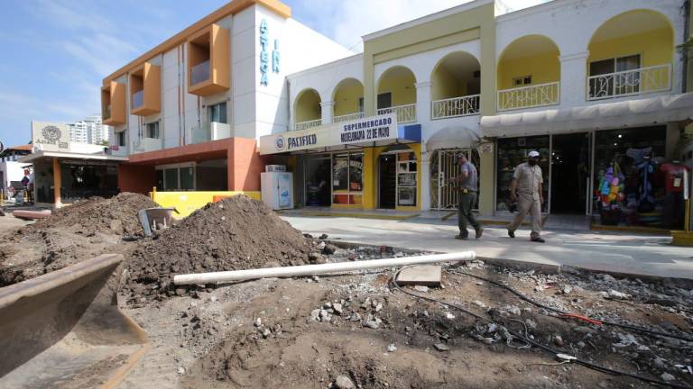 Bajan casi todas las ventas de comercios en Playa Gaviotas por remodelación