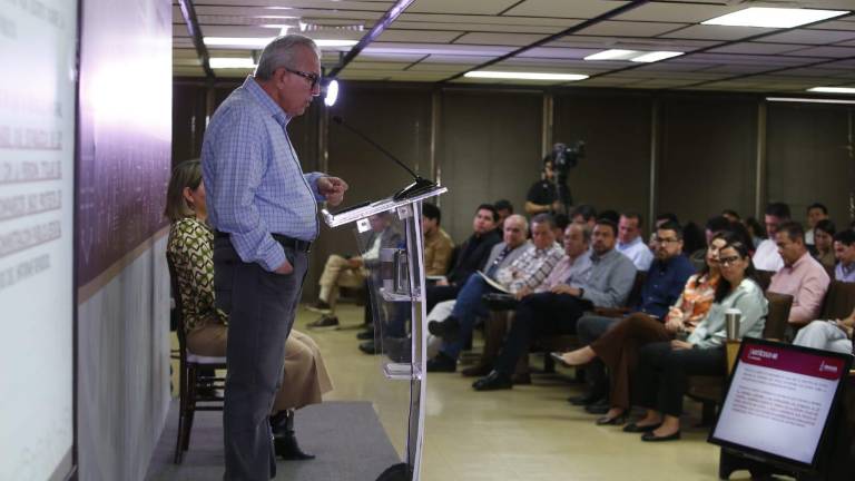 El Gobernador de Sinaloa Rubén Rocha Moya confirmó que su comparecencia en el Congreso del Estado será el viernes.